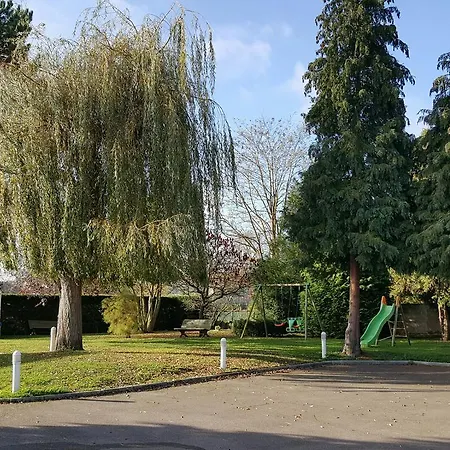 מלון De La Gare 2*